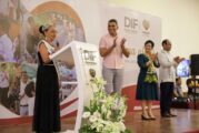 Reconoce DIF a adultos mayores con tradicional “Cana al Aire”