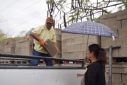 Entregan materiales para mejorar su vivienda a 377 familias