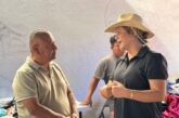 Se compromete con la comunidad Yesica Zatarain durante su visita al Tianguis del Coapinole