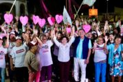 Chuyita López reafirma su compromiso de amor y cuidado con vecinos en Las Juntas