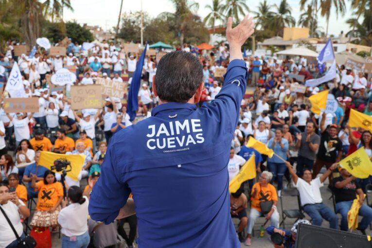 “¡Unidos rescataremos a Bahía de Banderas!”: Jaime Cuevas