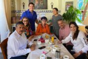 Gerardo López, Laura Haro y Ramiro Hernández, presentes en tradicional desayuno con mujeres empresarias