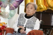 Una japonesa a la que le encantan los plátanos es ahora la persona más anciana del mundo