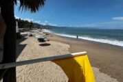Ondean banderas amarillas en playas de Puerto Vallarta
