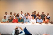 Presenta Luis Munguía a los nuevos delegados y agentes municipales