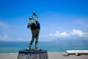 Inauguran exposición artística con motivo del Día Mundial del Arte en el corazón de Puerto Vallarta