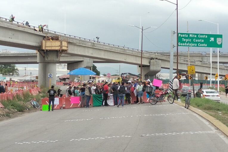 Empresarios de Puerto Vallarta y Bahía de Banderas exigen diálogo ante bloqueos