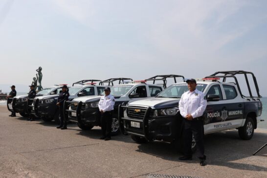 Entregan patrullas y dispositivos de seguridad a Vallarta para proteger a las mujeres