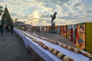 Puerto Vallarta parte la rosca más grande de su historia ante más de 18 mil personas