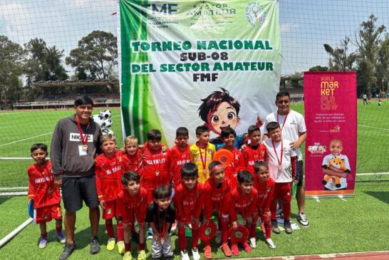 PEQUEÑOS GIGANTES DE LIGA VALLARTA HACEN HISTORIA EN TORNEO NACIONAL DE LA FMF