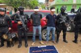 Binomio canino localiza arma oculta dentro de un vehículo en Puerto Vallarta