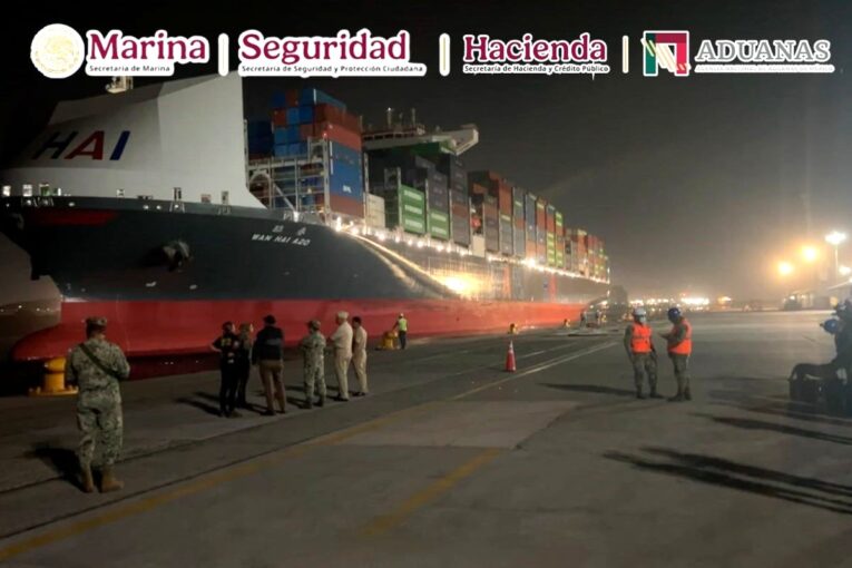 Buque mercante en Lázaro Cárdenas, Michoacán, con presunta cocaína