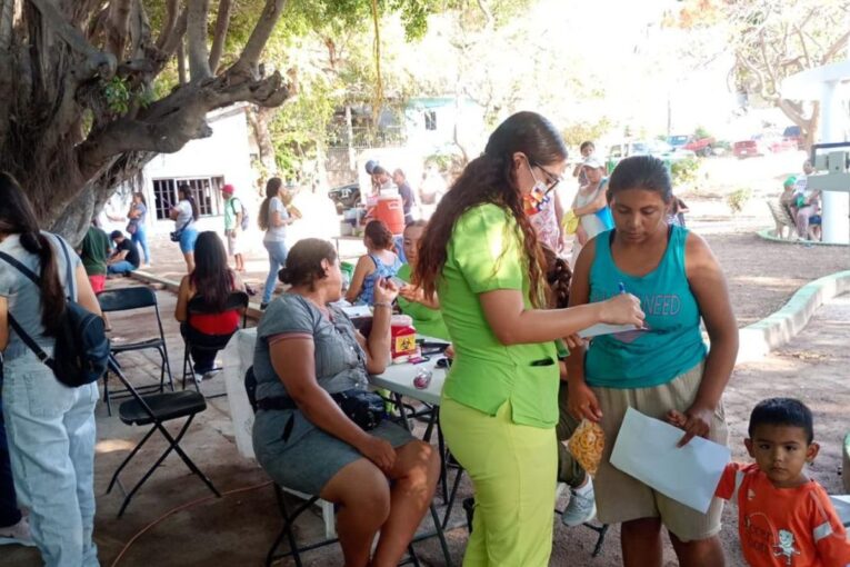 Doctor Tukan en Puerto Vallarta