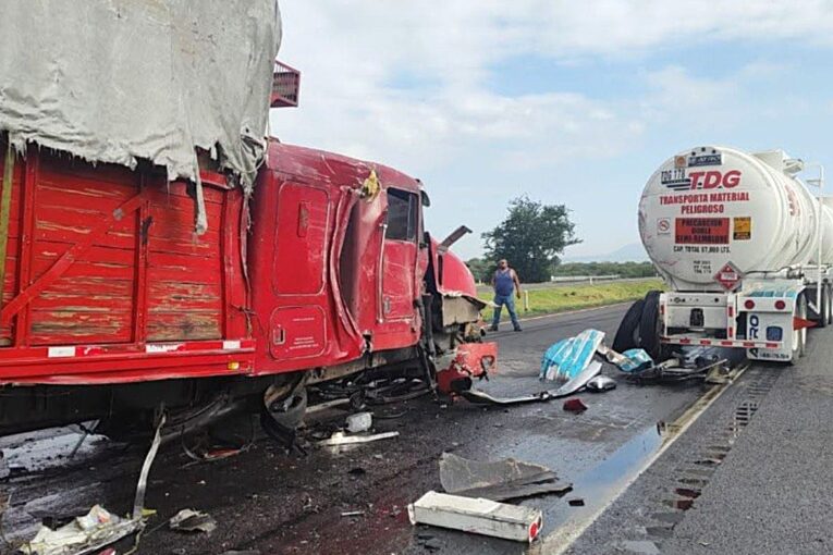 Choque en la carretera a Guadalajara
