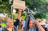 Manifestantes exigen agua limpia y cambios en el SIAPA durante marcha en Guadalajara