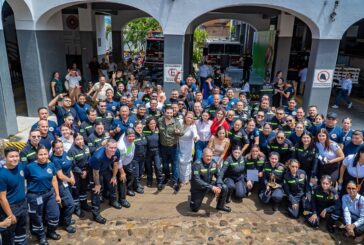 Arq. Luis Munguía reconoce la gran labor de los bomberos en su día