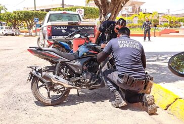 Piden en Bahía de Banderas a motociclistas a usar siempre el casco de conducir