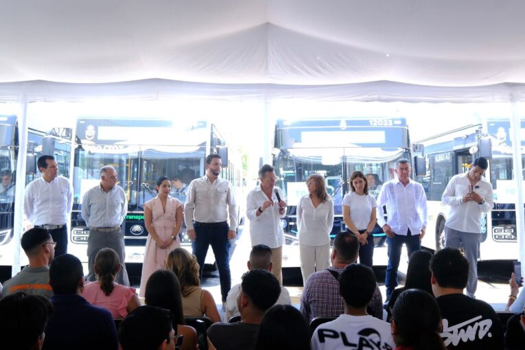 Gobernador Lemus anuncia primer sistema de electromovilidad en Vallarta