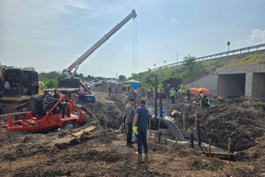 Continúa el retraso en la obra; SEAPAL refuerza el operativo de atención con pipas y gogomaticos
