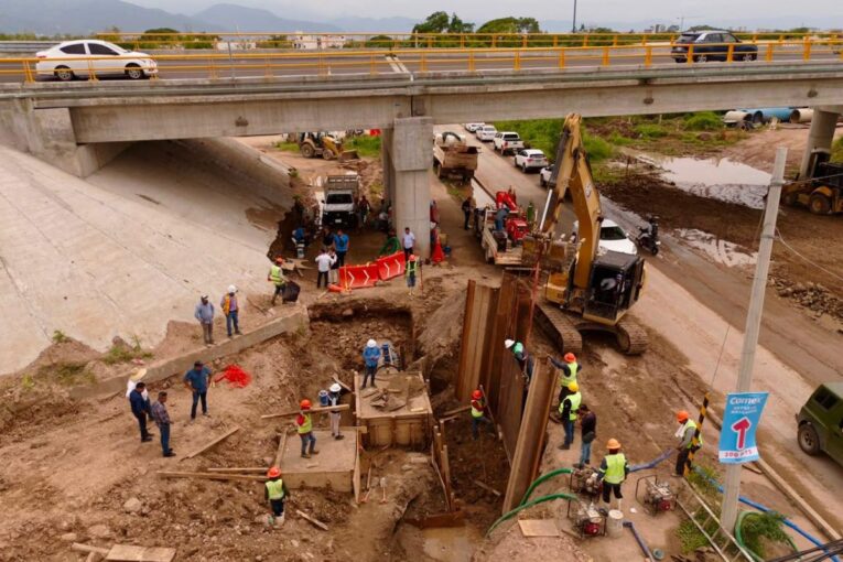 Obras del Seapal Vallarta en autopista a Las Varas