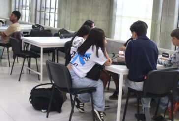 Más de 1,400 asesorías y talleres de idiomas registra el CUCosta en 2026