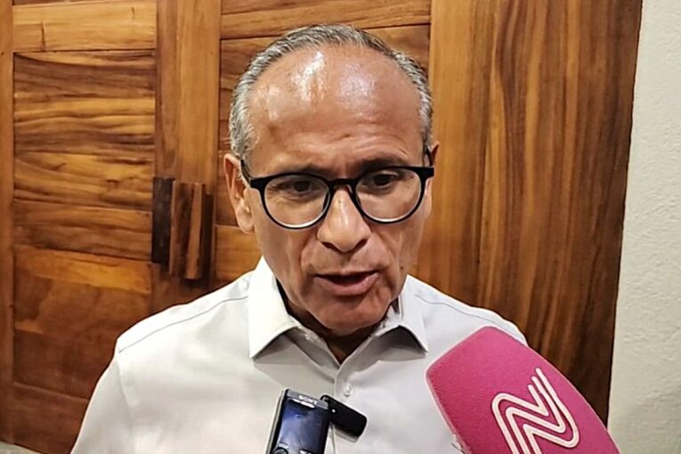 Dr. Héctor Raúl Pérez Gómez, secretario de Salud Jalisco