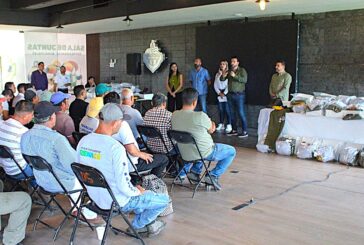 Fortalecen a trabajadores de Obras Públicas con entrega de equipo y uniformes